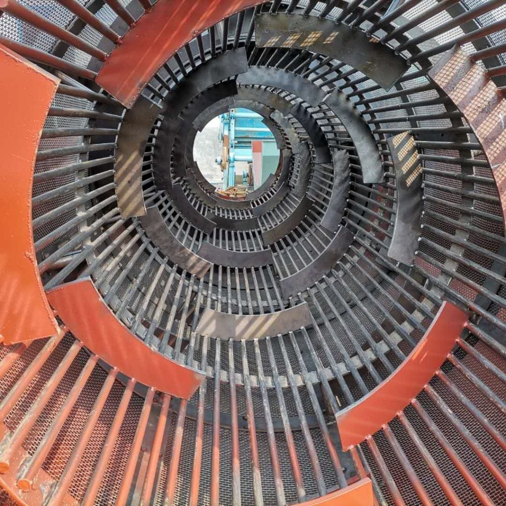 Trommel Screen for placer gold - inside